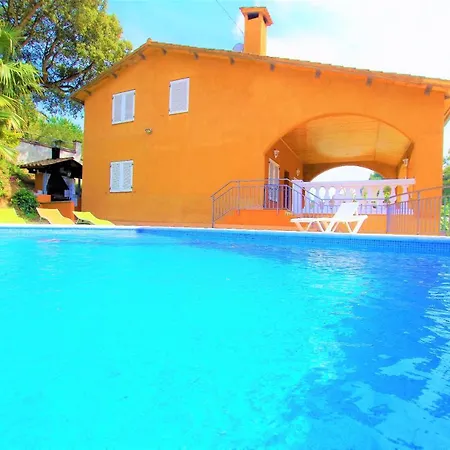 Holiday home V&v Lloret: Beachside With Private Pool Lloret de Mar