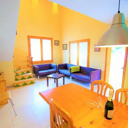 V&v Lloret: Beachside With Private Pool Holiday home