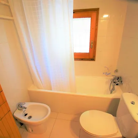 Holiday home V&v Lloret: Beachside With Private Pool *