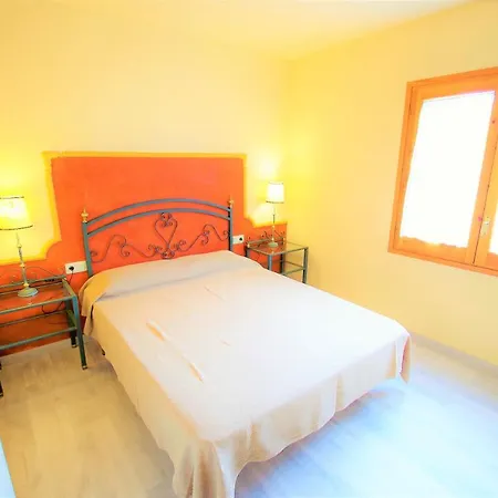 V&v Lloret: Beachside With Private Pool Lloret de Mar