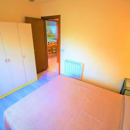 V&v Lloret: Beachside With Private Pool Holiday home *
